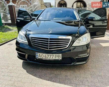 Черный Мерседес С Класс, объемом двигателя 5.5 л и пробегом 210 тыс. км за 12900 $, фото 89 на Automoto.ua