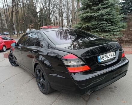 Черный Мерседес С Класс, объемом двигателя 5 л и пробегом 345 тыс. км за 18999 $, фото 3 на Automoto.ua