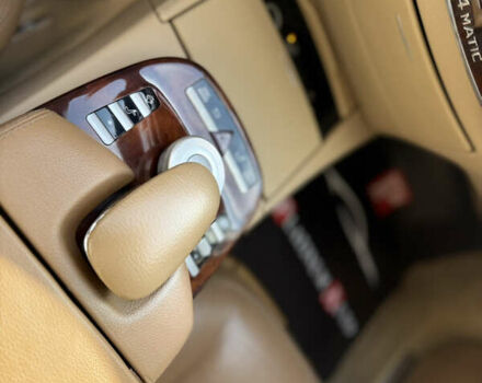 Черный Мерседес С Класс, объемом двигателя 5.5 л и пробегом 288 тыс. км за 10500 $, фото 28 на Automoto.ua