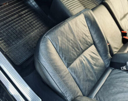 Черный Мерседес С Класс, объемом двигателя 5.5 л и пробегом 210 тыс. км за 12900 $, фото 32 на Automoto.ua