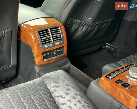 Черный Мерседес С Класс, объемом двигателя 5.5 л и пробегом 117 тыс. км за 49990 $, фото 28 на Automoto.ua