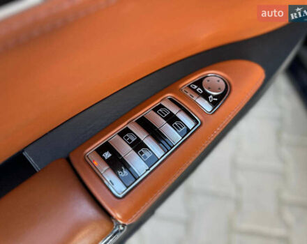 Черный Мерседес С Класс, объемом двигателя 4.66 л и пробегом 302 тыс. км за 9900 $, фото 18 на Automoto.ua