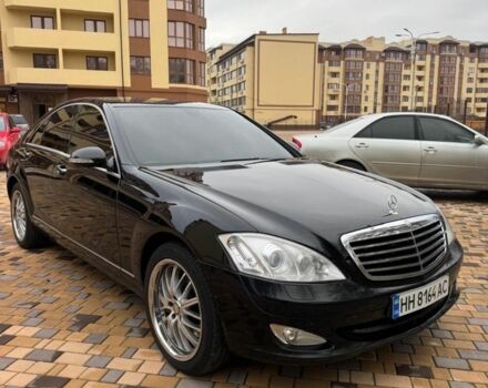 Черный Мерседес С Класс, объемом двигателя 3 л и пробегом 220 тыс. км за 13600 $, фото 4 на Automoto.ua