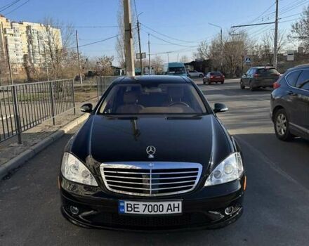 Чорний Мерседес С Клас, об'ємом двигуна 5.5 л та пробігом 180 тис. км за 13500 $, фото 3 на Automoto.ua