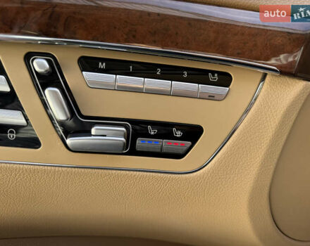 Черный Мерседес С Класс, объемом двигателя 5.5 л и пробегом 288 тыс. км за 10500 $, фото 32 на Automoto.ua