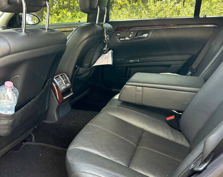 Чорний Мерседес С Клас, об'ємом двигуна 4.66 л та пробігом 587 тис. км за 9000 $, фото 12 на Automoto.ua