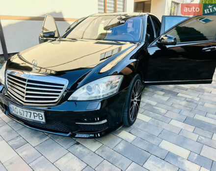 Черный Мерседес С Класс, объемом двигателя 5.5 л и пробегом 210 тыс. км за 12900 $, фото 38 на Automoto.ua