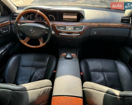 Черный Мерседес С Класс, объемом двигателя 3.5 л и пробегом 164 тыс. км за 12400 $, фото 20 на Automoto.ua