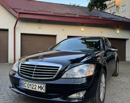Черный Мерседес С Класс, объемом двигателя 2.99 л и пробегом 330 тыс. км за 14500 $, фото 4 на Automoto.ua
