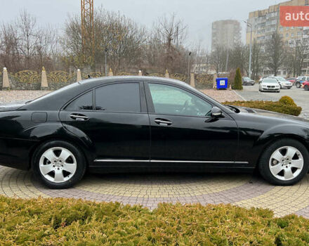 Черный Мерседес С Класс, объемом двигателя 3.5 л и пробегом 245 тыс. км за 13750 $, фото 7 на Automoto.ua