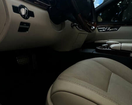 Мерседес С Клас 2008 у Чернівцях на Automoto.ua Чорний Мерседес С Клас, об'ємом двигуна 3.5 л та пробігом 273 тис. км за 11800 $, фото 11 на Automoto.ua