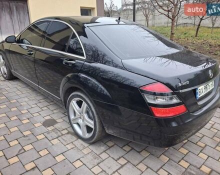 Черный Мерседес С Класс, объемом двигателя 2.99 л и пробегом 396 тыс. км за 13500 $, фото 4 на Automoto.ua