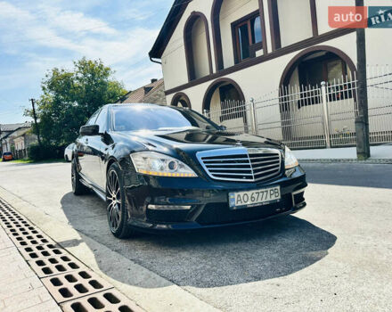 Мерседес С Класс 2008 в Тячеве на Automoto.ua Черный Мерседес С Класс, объемом двигателя 5.5 л и пробегом 210 тыс. км за 13450 $, фото 41 на Automoto.ua