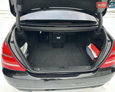 Чорний Мерседес С Клас, об'ємом двигуна 5.46 л та пробігом 129 тис. км за 17000 $, фото 7 на Automoto.ua