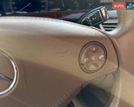 Черный Мерседес С Класс, объемом двигателя 5.5 л и пробегом 288 тыс. км за 10500 $, фото 27 на Automoto.ua