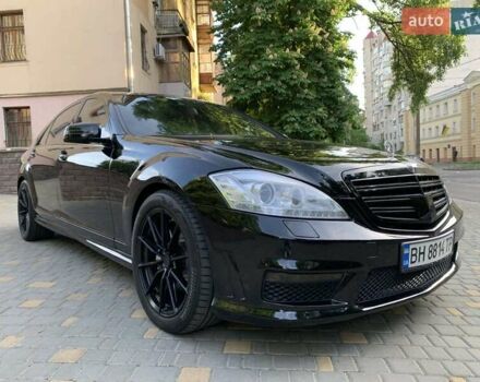 Черный Мерседес С Класс, объемом двигателя 5.5 л и пробегом 256 тыс. км за 10900 $, фото 11 на Automoto.ua