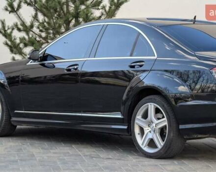 Черный Мерседес С Класс, объемом двигателя 2.99 л и пробегом 375 тыс. км за 10999 $, фото 9 на Automoto.ua