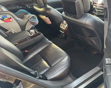 Мерседес С Клас 2008 у Києві на Automoto.ua Чорний Мерседес С Клас, об'ємом двигуна 5.51 л та пробігом 254 тис. км за 11000 $, фото 20 на Automoto.ua