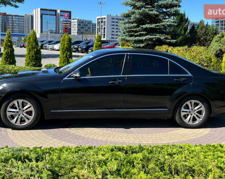 Черный Мерседес С Класс, объемом двигателя 3.5 л и пробегом 315 тыс. км за 10600 $, фото 3 на Automoto.ua