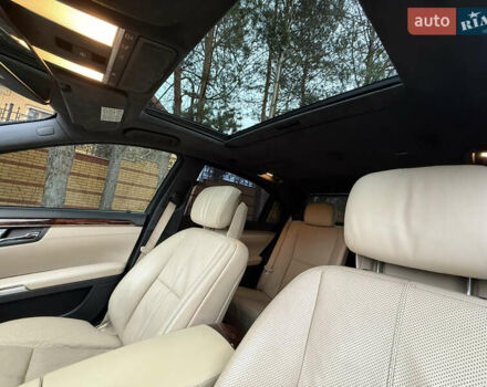Чорний Мерседес С Клас, об'ємом двигуна 5.5 л та пробігом 243 тис. км за 12999 $, фото 38 на Automoto.ua