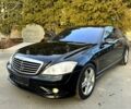 Черный Мерседес С Класс, объемом двигателя 5.5 л и пробегом 0 тыс. км за 15000 $, фото 1 на Automoto.ua