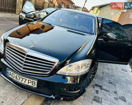Черный Мерседес С Класс, объемом двигателя 5.5 л и пробегом 210 тыс. км за 12900 $, фото 41 на Automoto.ua