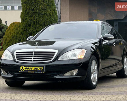 Черный Мерседес С Класс, объемом двигателя 3.5 л и пробегом 245 тыс. км за 13750 $, фото 2 на Automoto.ua