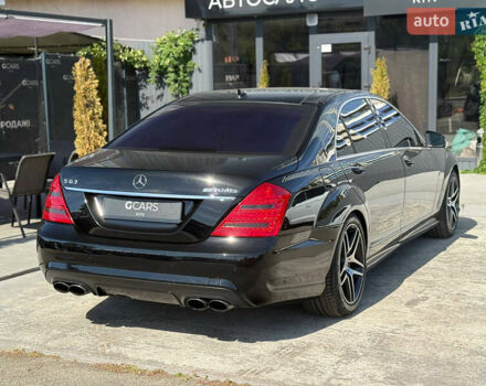 Чорний Мерседес С Клас, об'ємом двигуна 6.21 л та пробігом 136 тис. км за 18999 $, фото 3 на Automoto.ua