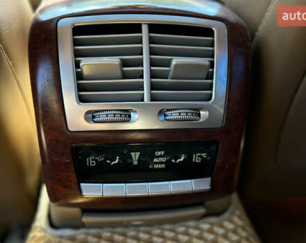 Черный Мерседес С Класс, объемом двигателя 3.5 л и пробегом 315 тыс. км за 10600 $, фото 13 на Automoto.ua