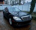 Черный Мерседес С Класс, объемом двигателя 5.5 л и пробегом 330 тыс. км за 10000 $, фото 1 на Automoto.ua