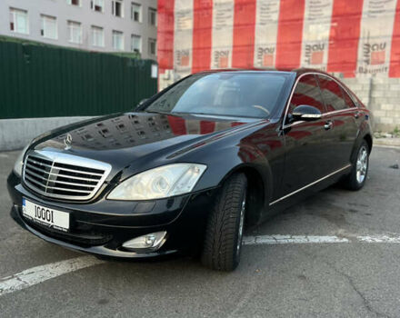 Черный Мерседес С Класс, объемом двигателя 2.99 л и пробегом 216 тыс. км за 11500 $, фото 2 на Automoto.ua