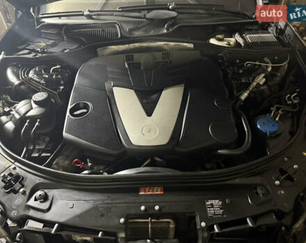 Черный Мерседес С Класс, объемом двигателя 3 л и пробегом 295 тыс. км за 12999 $, фото 30 на Automoto.ua