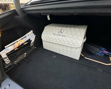 Черный Мерседес С Класс, объемом двигателя 5.5 л и пробегом 170 тыс. км за 17000 $, фото 53 на Automoto.ua