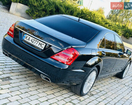Черный Мерседес С Класс, объемом двигателя 2.99 л и пробегом 347 тыс. км за 13500 $, фото 10 на Automoto.ua