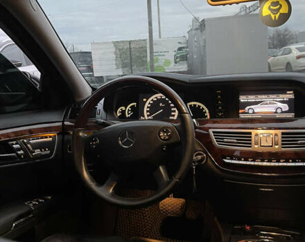 Черный Мерседес С Класс, объемом двигателя 3 л и пробегом 293 тыс. км за 9999 $, фото 11 на Automoto.ua