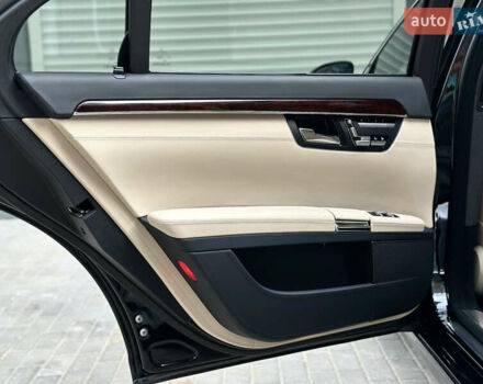 Мерседес С Клас 2009 у Житомирі на Automoto.ua Чорний Мерседес С Клас, об'ємом двигуна 5.46 л та пробігом 211 тис. км за 16555 $, фото 29 на Automoto.ua