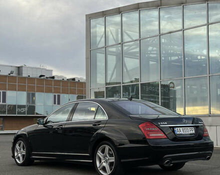 Черный Мерседес С Класс, объемом двигателя 5.5 л и пробегом 170 тыс. км за 17000 $, фото 3 на Automoto.ua