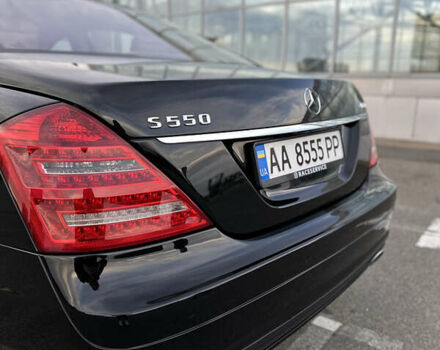 Черный Мерседес С Класс, объемом двигателя 5.5 л и пробегом 170 тыс. км за 17000 $, фото 5 на Automoto.ua