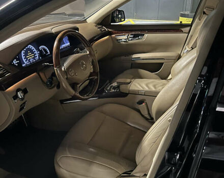 Черный Мерседес С Класс, объемом двигателя 5.5 л и пробегом 185 тыс. км за 19999 $, фото 32 на Automoto.ua