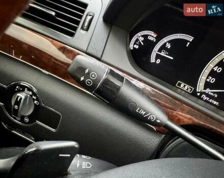 Чорний Мерседес С Клас, об'ємом двигуна 3.5 л та пробігом 176 тис. км за 10999 $, фото 25 на Automoto.ua