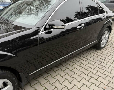 Черный Мерседес С Класс, объемом двигателя 3 л и пробегом 295 тыс. км за 12999 $, фото 2 на Automoto.ua