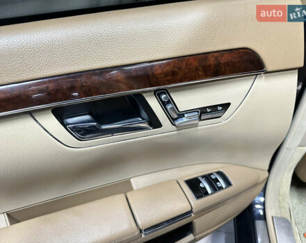 Черный Мерседес С Класс, объемом двигателя 5.5 л и пробегом 255 тыс. км за 12500 $, фото 25 на Automoto.ua