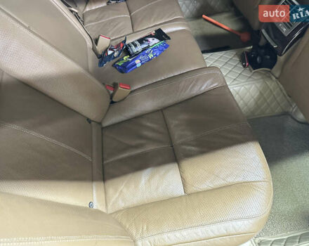 Черный Мерседес С Класс, объемом двигателя 5.5 л и пробегом 255 тыс. км за 12500 $, фото 27 на Automoto.ua