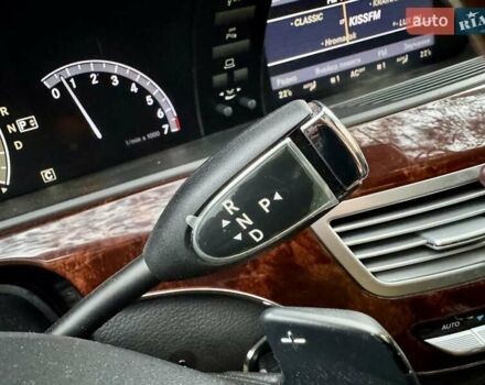 Черный Мерседес С Класс, объемом двигателя 3.5 л и пробегом 176 тыс. км за 11499 $, фото 25 на Automoto.ua