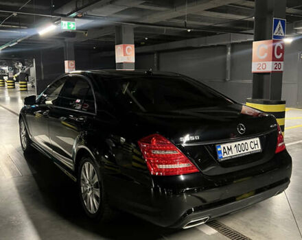 Черный Мерседес С Класс, объемом двигателя 5.5 л и пробегом 185 тыс. км за 19999 $, фото 28 на Automoto.ua