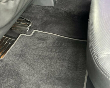 Черный Мерседес С Класс, объемом двигателя 5.46 л и пробегом 252 тыс. км за 18000 $, фото 15 на Automoto.ua