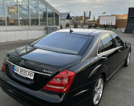 Черный Мерседес С Класс, объемом двигателя 5.5 л и пробегом 170 тыс. км за 17000 $, фото 21 на Automoto.ua