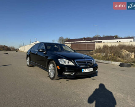 Чорний Мерседес С Клас, об'ємом двигуна 5.46 л та пробігом 300 тис. км за 15200 $, фото 1 на Automoto.ua