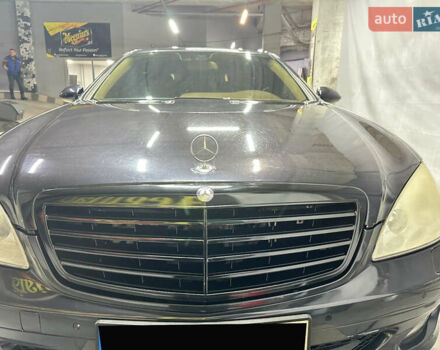 Черный Мерседес С Класс, объемом двигателя 5.5 л и пробегом 255 тыс. км за 12500 $, фото 10 на Automoto.ua