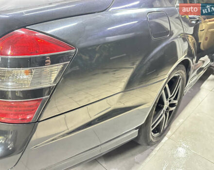 Черный Мерседес С Класс, объемом двигателя 5.5 л и пробегом 255 тыс. км за 12500 $, фото 12 на Automoto.ua